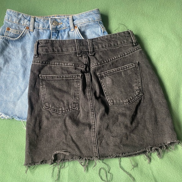 Top shop denim skirts - Picture 2 of 3